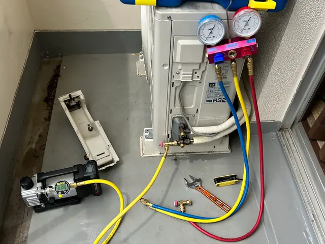 急に冷えない・エアコンからの水漏れ当日対応できます！5日6日日当日対応可能サービスの画像