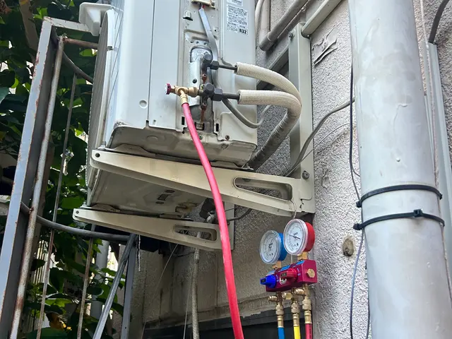 急に冷えない・エアコンからの水漏れ当日対応できます！5日6日日当日対応可能サービスの画像