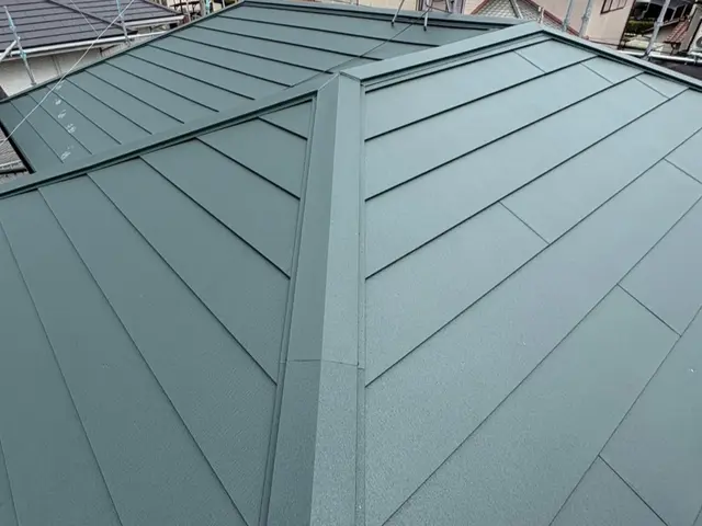 屋根葺き替え工事サービスの画像