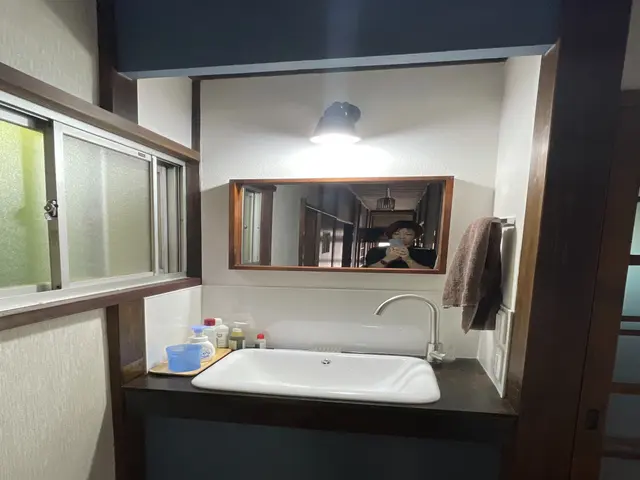 各メーカーの洗面台施行できます。造作洗面のご依頼も多数頂いております。サービスの画像