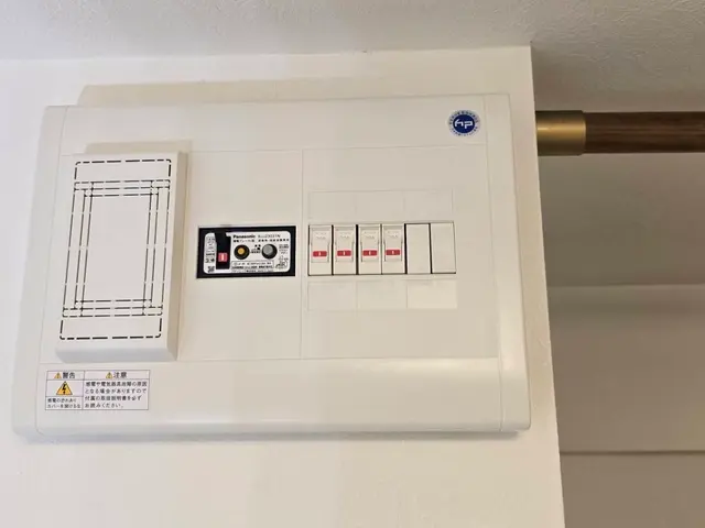 コンセント、スイッチ、分電盤などのトラブル、些細なことでもお気軽にご相談下さい。サービスの画像