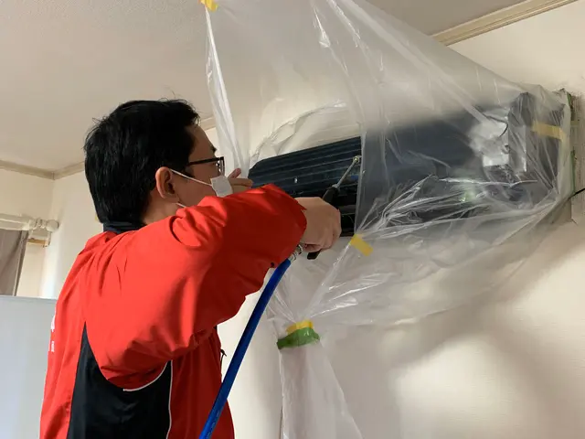エアコン分解徹底洗浄＆除菌！ paypay クレジットカード可 駐車場代不要！サービスの画像