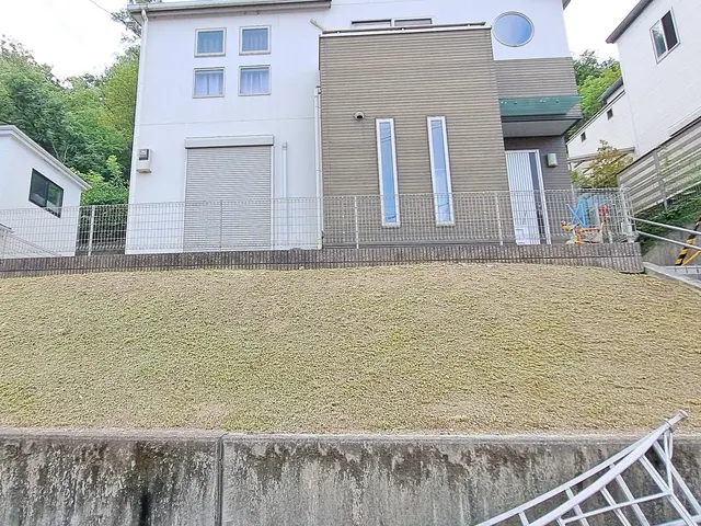 風と緑に命を宿す庭造り！当店は主の大切なお庭を良き心の郷里にと心掛けています。サービスの画像