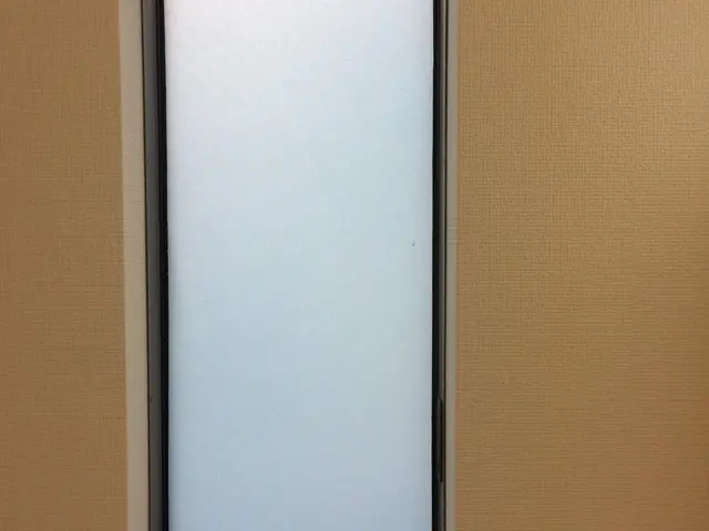 目隠し・遮熱・飛散防止など目的に合わせた施工を致します！注文もOK♪サービスの画像