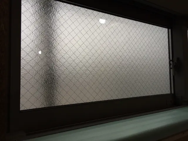 目隠し・遮熱・飛散防止など目的に合わせた施工を致します！注文もOK♪サービスの画像