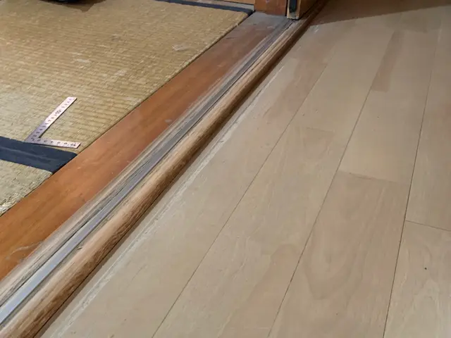 キツくなった扉をスムーズにします。サービスの画像