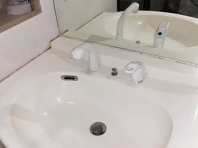 夫婦で訪問します★クレジットカード払い（予約時）も可能です★非喫煙者がお伺いますサービスの画像