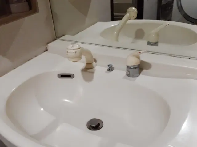 夫婦で訪問します★クレジットカード払い（予約時）も可能です★非喫煙者がお伺いますサービスの画像