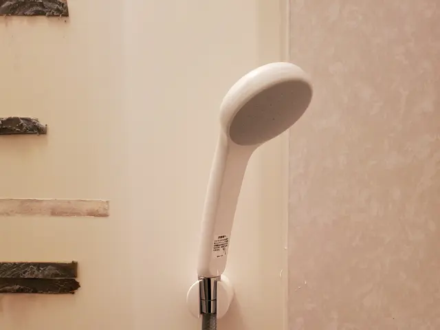 無料駐車場ご用意で300円値引き　大手作業歴14年　損保加入　P当社負担サービスの画像