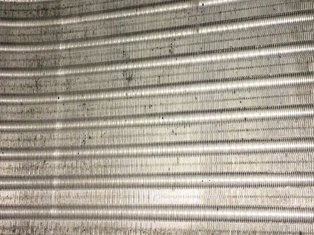 コロナ対策店舗　エアコン内塩素殺菌&消臭除菌でスッキリサービスの画像