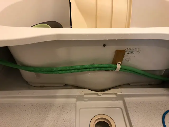 エプロン内部は高圧洗浄！鏡は機械研磨‼︎扉は外して丸洗い‼︎全て標準作業です❤︎サービスの画像