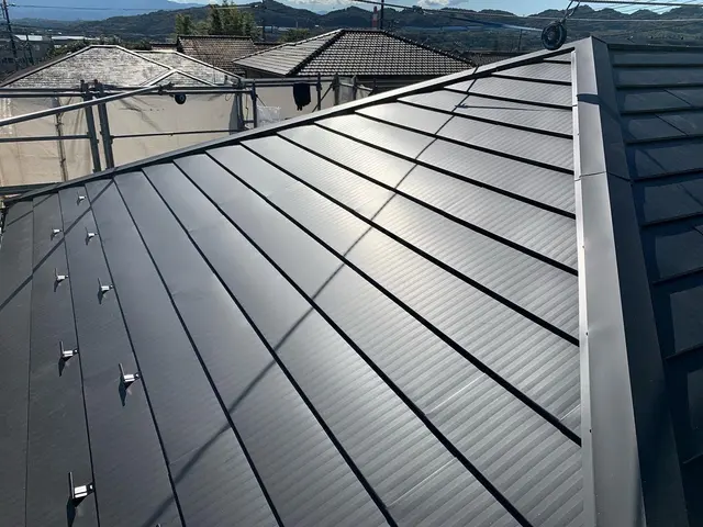 悪徳業者急増！損したくない人の屋根補修工事！業界15年サービスの画像