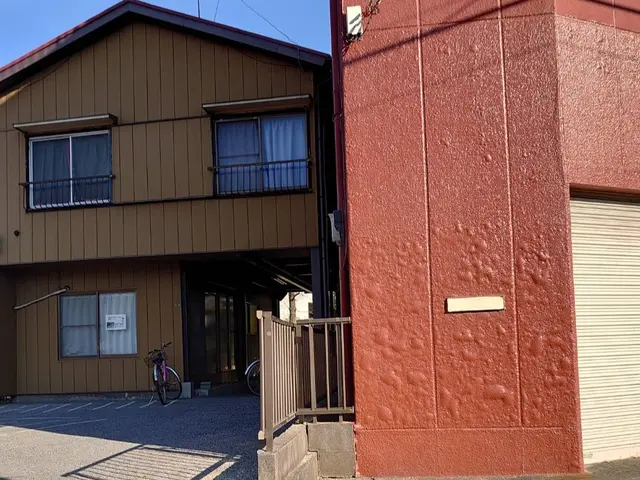 【草むしりと併せてご依頼可能です】高くなって困った木の伐採もご相談ください！！！サービスの画像