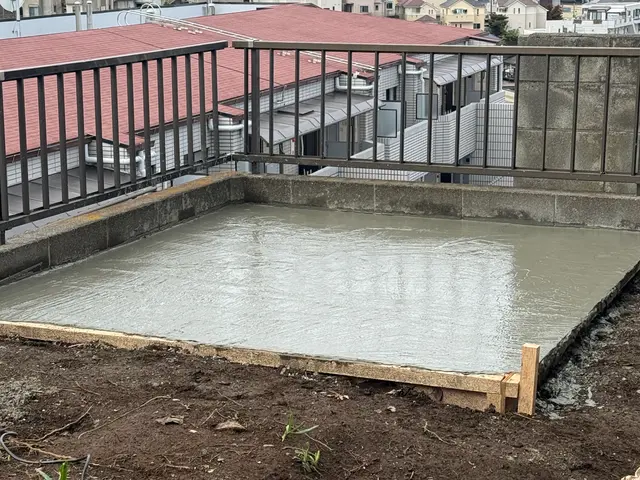 駐車場、物置など設置場所への土間作ります。サービスの画像