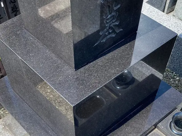 news every・zipなどメディア出演あり墓石専門のプロが行うクリーニングサービスの画像
