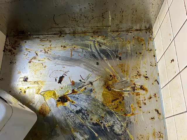 365日24時間対応可能！コーティング無料◆駐車場代お店負担◆女性スタッフ作業可サービスの画像