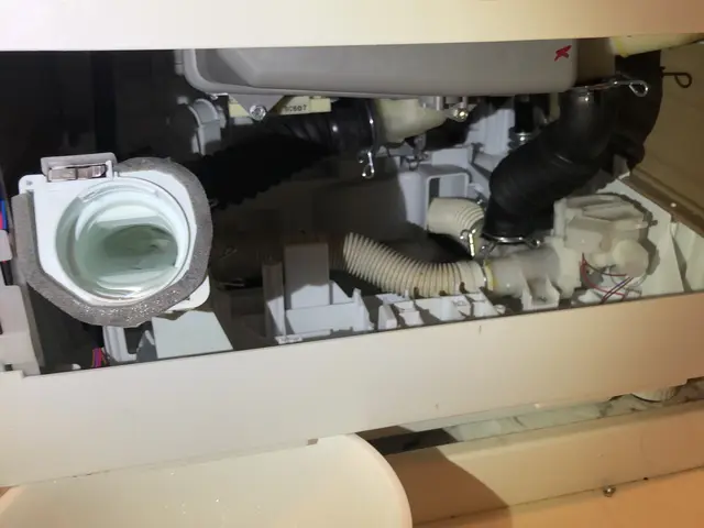 洗濯機水漏れ修理　《業界28年以上の経験実績》◎損害保険加入済みで安心！サービスの画像