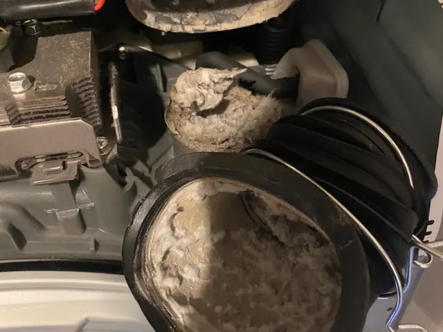 時間外、エリア外対応可能！乾燥機能低下や衣類に埃がつくなど改善できます！サービスの画像