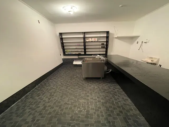 2トントラック｜大量リユース品回収サービス（2〜3名対応）サービスの画像