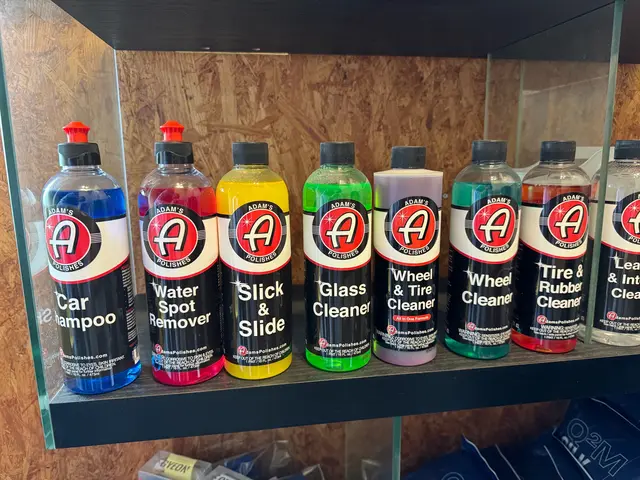 【業歴10年の実績】地域密着店◎営業時間外も対応可能◎損害保険加入店サービスの画像