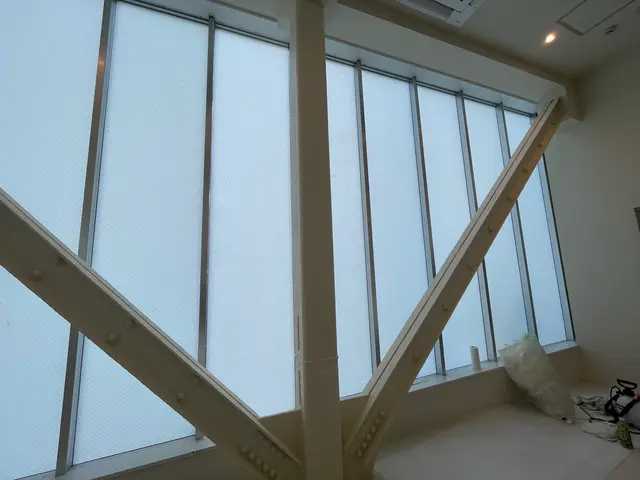 【窓ガラス専門職人】防犯・UVカット・遮熱・飛散防止・ミラータイプ全て対応可能！サービスの画像