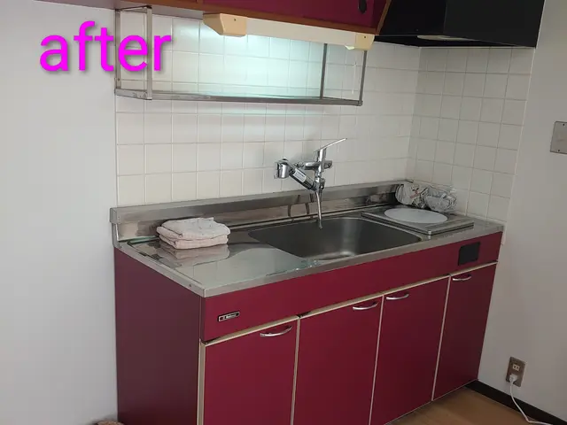 【女性職人が伺います！】キッチンを自分好みの色に!!家電も施工可能です！サービスの画像