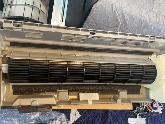 即日対応可エアコン修理/修理実績多数/リピート多数/自社施工サービスの画像