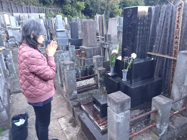 墓石のクリーニングサービスの画像