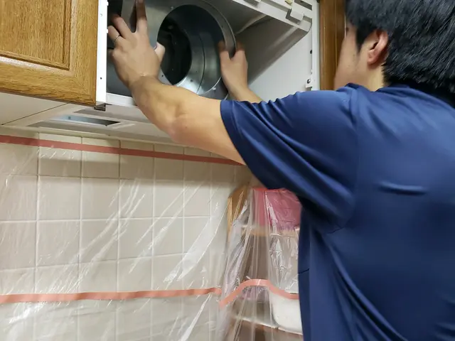 専用洗剤を使用し、油のベト付きサッパリ落とします！サービスの画像