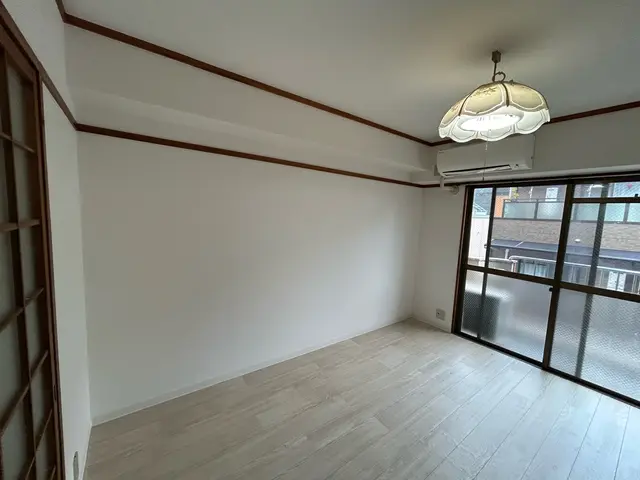 【業歴10年の実績】年中無休◎自社スタッフがお伺いします◎営業時間外も対応可能サービスの画像