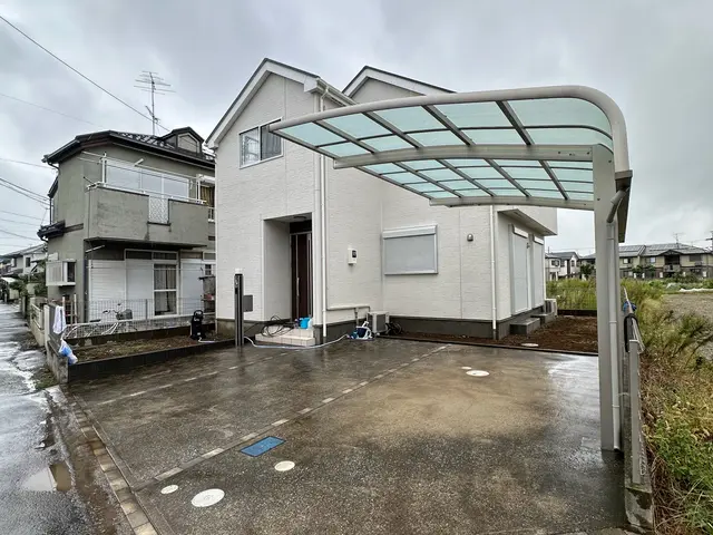 駐車場付帯部の隅々までキレイに！ご予約受付中！エアコンなどと同時予約で5%割引！サービスの画像