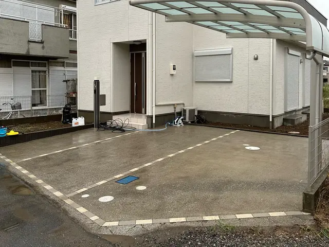 駐車場付帯部の隅々までキレイに！ご予約受付中！エアコンなどと同時予約で5%割引！サービスの画像