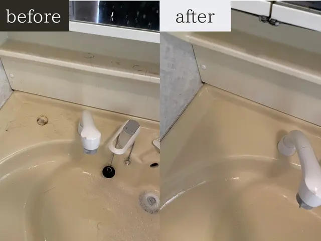 【店長か副店長が必ずお伺い☆】洗面所の水垢、黒カビ徹底除去☆頼んで後悔させませんサービスの画像