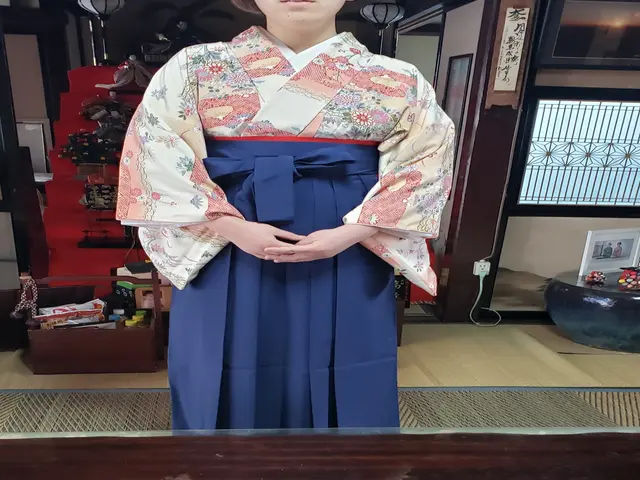 [着付け講師が伺います！]　★業歴二十数年の確かな技術　★安心してお任せください