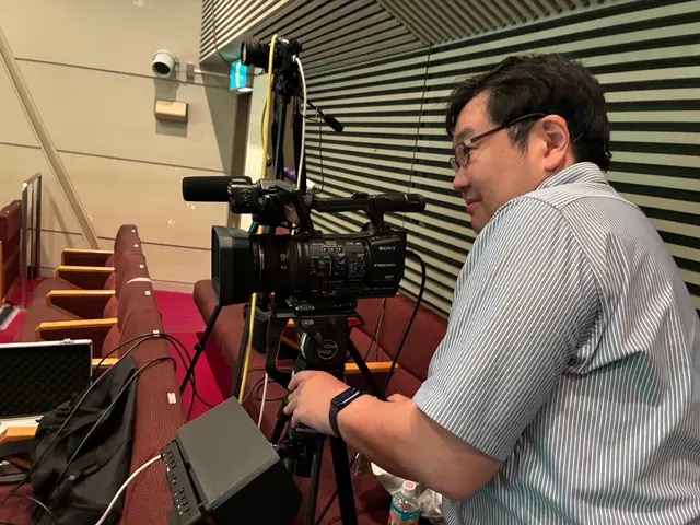 一瞬も逃さない、プロの映像をあなたに“伝わる映像”を、その場で仕上げるプロ