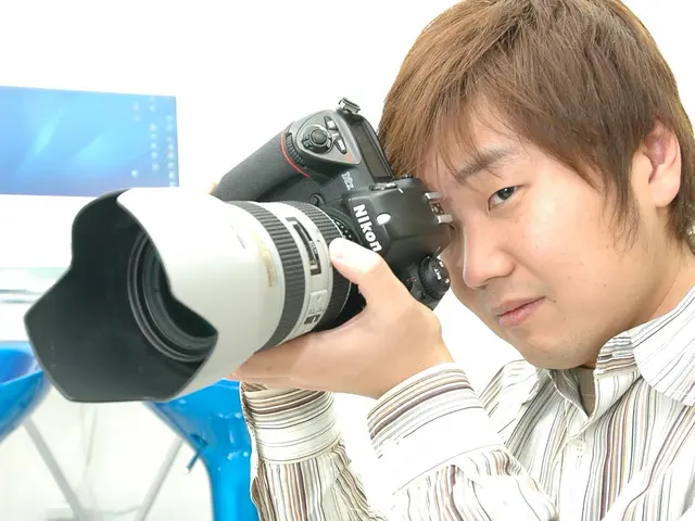 一瞬も逃さない、プロの映像をあなたに“伝わる映像”を、その場で仕上げるプロ