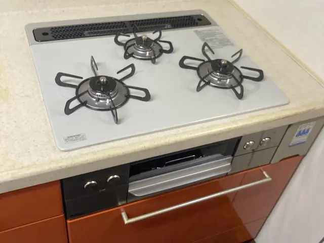 【尼崎発】養生から利用説明まで素早い対応をお約束！損保加入◎ガス機器資格保有◎サービスの画像