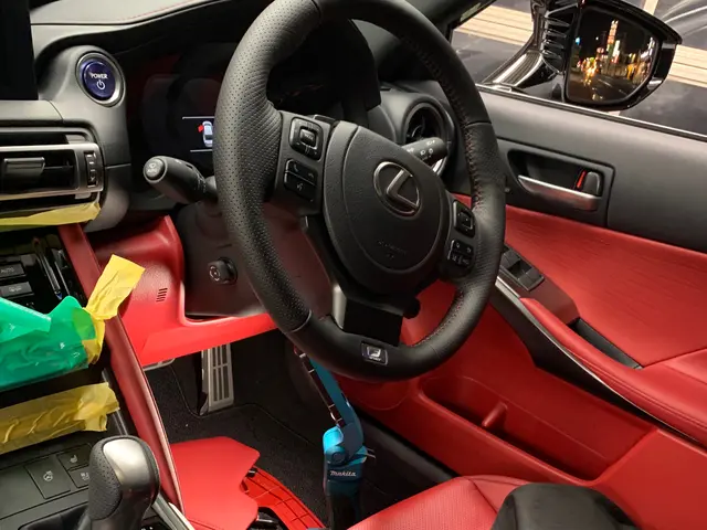 ネット購入品もお安く取付け◇自動車検査員、2級整備資格◇取付はお任せ下さい★サービスの画像