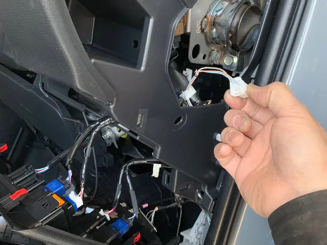 ネット購入品もお安く取付け◇自動車検査員、2級整備資格◇取付はお任せ下さい★サービスの画像