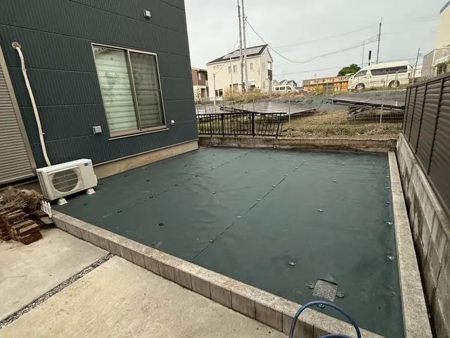 【緊急事態です】防草シートの仕事を下さい！お願いしますサービスの画像