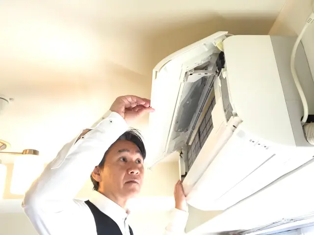 即日対応！複数割引・防カビコート無料・お掃除機能可　エアコン高圧洗浄クリーニングサービスの画像