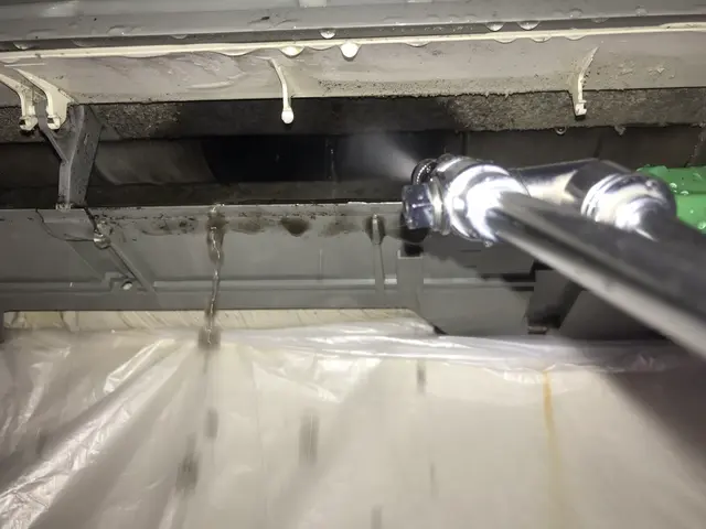 即日対応！複数割引・防カビコート無料・お掃除機能可　エアコン高圧洗浄クリーニングサービスの画像