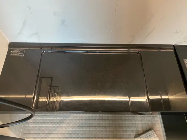 浴室クリーニング！どうしてもついてしまう水垢汚れはプロの手でピカピカに！サービスの画像