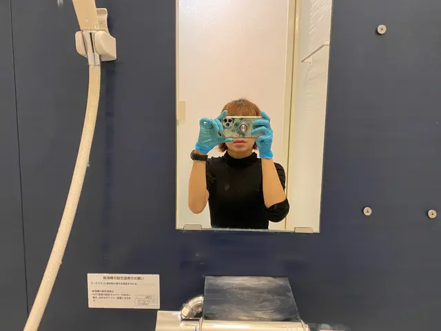 浴室クリーニング！どうしてもついてしまう水垢汚れはプロの手でピカピカに！サービスの画像