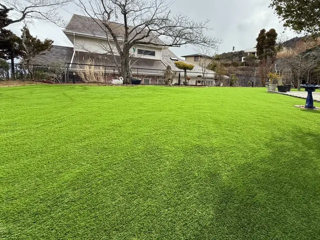 品質にこだわった弊社オリジナル人工芝を使用！サービスの画像