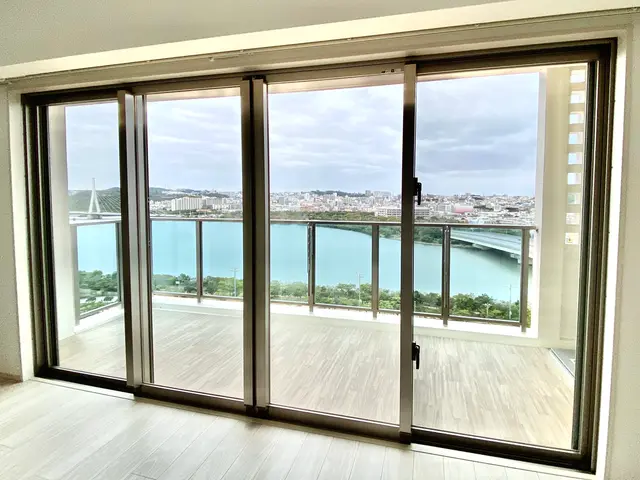 【防災・防犯・UVカット・遮熱・断熱】作業前後丁寧に説明します！サービスの画像