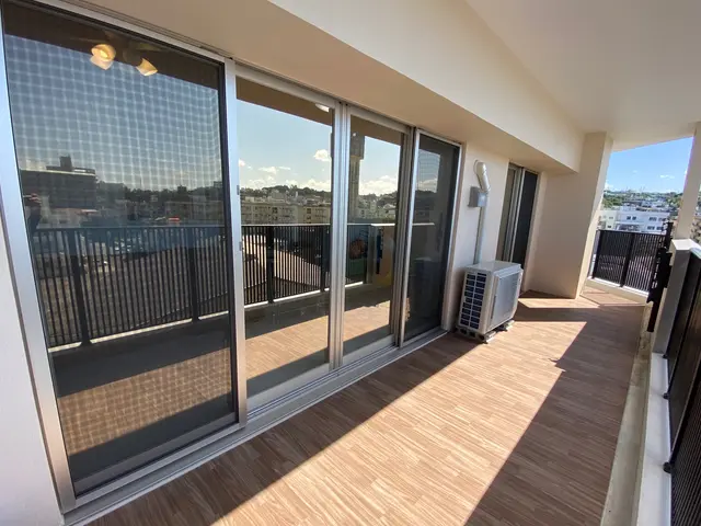 【防災・防犯・UVカット・遮熱・断熱】作業前後丁寧に説明します！サービスの画像