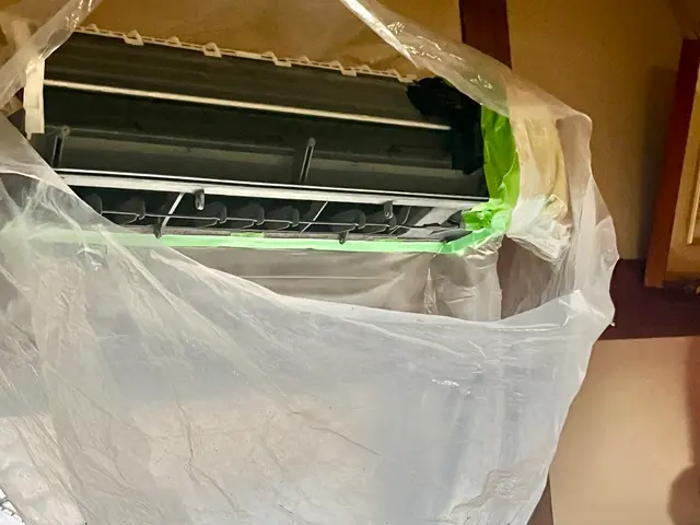 ★複数台がお得!★エアコンの気になる汚れを徹底洗浄!『年中無休』『損害保険加入』サービスの画像