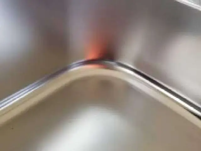 ☆キッチンの油汚れは夏がオススメ☆キャンペーン中にて早い者勝ち☆プロの技をぜひサービスの画像