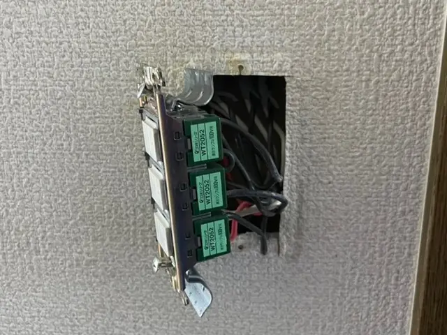 プレミアムなプロのサービスを！コンセント・スイッチ交換（株）catalystサービスの画像